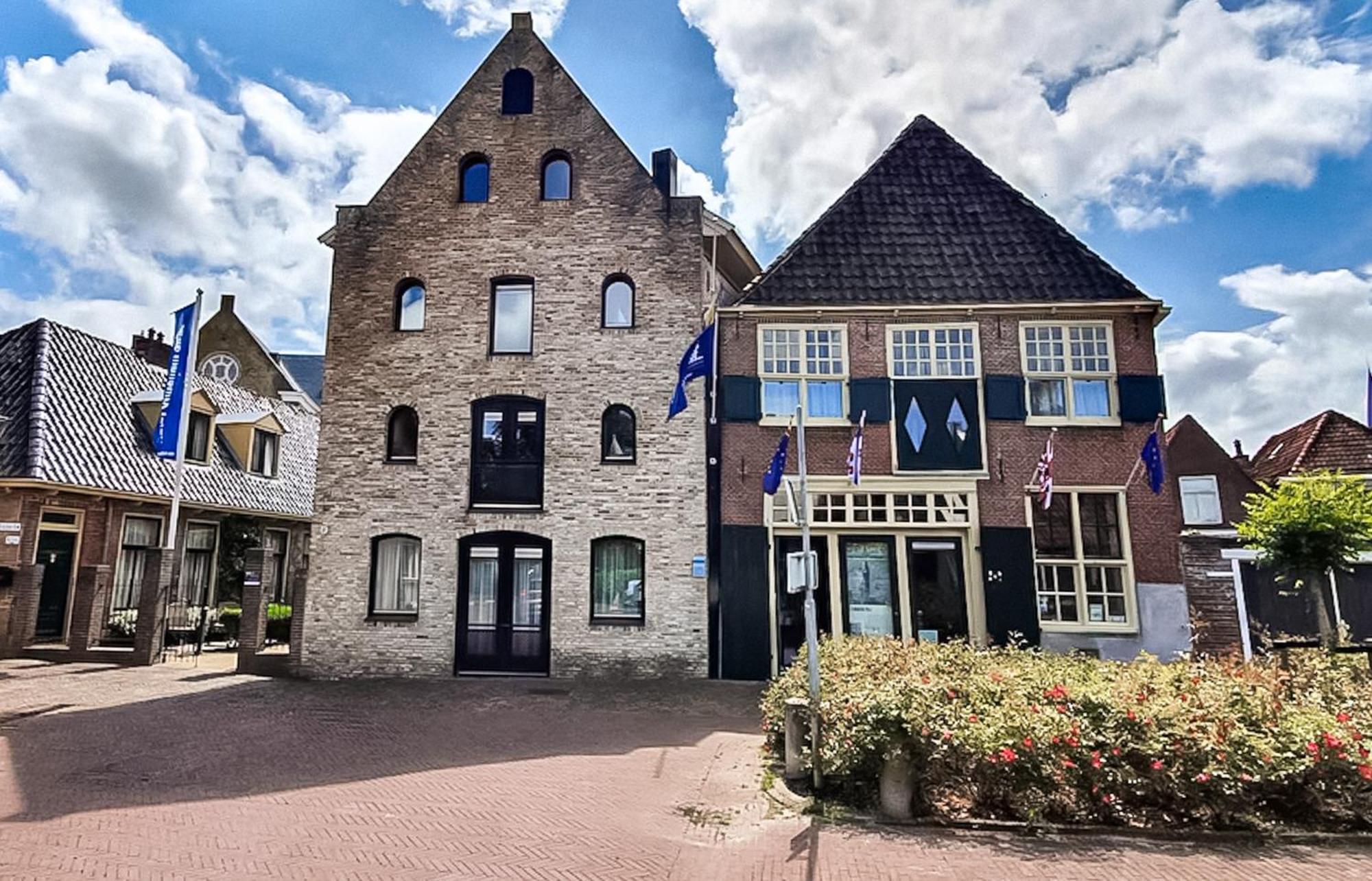 Hotel Almenum - Het Sfeervolle Stadslogement - Harlingen Exterior foto